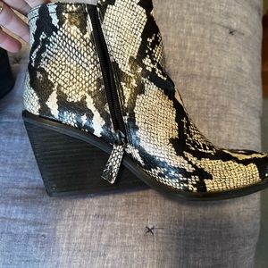 Dr.Scholls snakeskin wedge booties